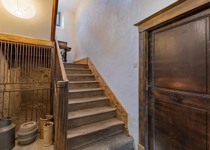 Le Repos Du Poete Alojamento de Acomodação e Pequeno-almoço Nestier