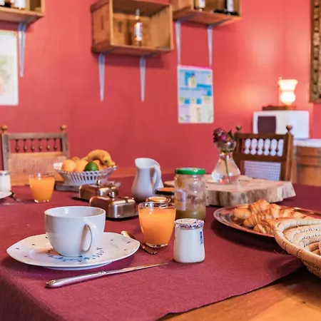 Superbe Maison De 1785, Table D'hôte, Bain à Remous, Massages Bed & Breakfast Nestier