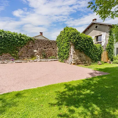 Superbe Maison De 1785, Table D'hôte, Bain à Remous, Massages Bed & Breakfast
