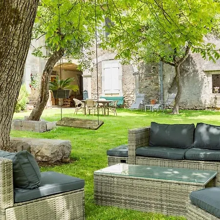 Superbe Maison De 1785, Table D'hôte, Bain à Remous, Massages 3*