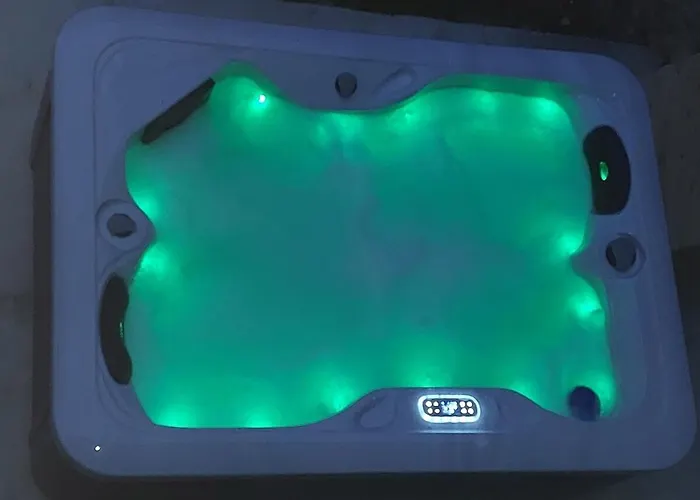 Alojamento de Acomodação e Pequeno-almoço Superbe Maison De 1785, Table D'hôte, Bain à Remous, Massages 3*